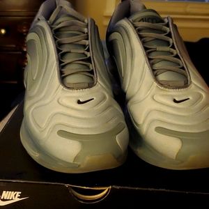 Nike Air Max 720, size 11